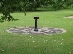 Greenwich Meridian Marker; England; Lincolnshire; East Kirkby